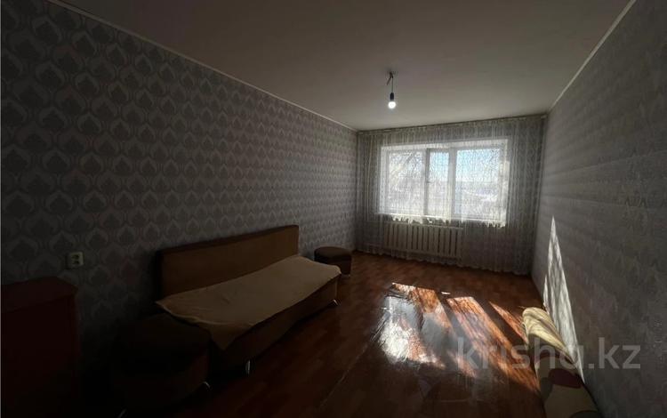 2-комнатная квартира · 47.2 м² · 2/5 этаж, Майкудук, 16й микрорайон за 9.5 млн ₸ в Караганде, Алихана Бокейханова р-н — фото 2
