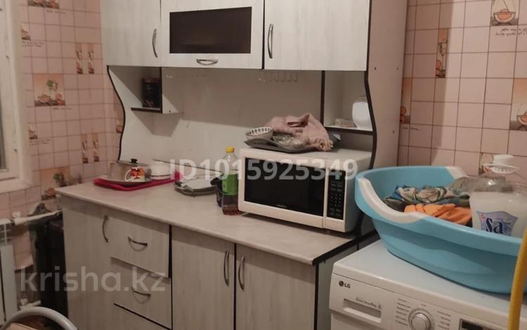 2-комнатная квартира · 46 м² · 5/5 этаж, Телецентр 7 за 80 000 ₸ в Таразе — фото 2