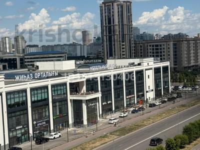 2-бөлмелі пәтер · 56 м² · 9/9 қабат, Роза Багланова 2, бағасы: 33.8 млн ₸ в Астане, Нура р-н