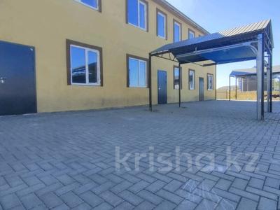 Отдельный дом · 4 комнаты · 160 м² · 3 сот., мкр Старый Аэропорт, Шамелова 95Б за 26 млн ₸ в Уральске