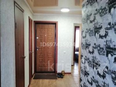 2-комнатная квартира, 57 м², 5/9 этаж помесячно, Майкудук, 18ймикрорайон 4 за 130 000 〒 в Караганде, Алихана Бокейханова р-н