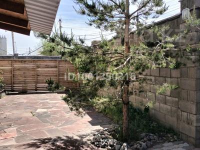 Аренда домов или дач посуточно в Алматинской обл.: Дом · 1 комната · 90 м², Жамбыла 19 — Жамбыла за 15 000 〒 Дом · 1 комната · 90 м², Жамбыла 19 — Жамбыла за 15 000 〒 в Конаеве (Капчагай)