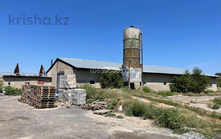 Промбаза · 1.2 га, Чапаева 39а за 900 млн ₸ в Боралдае (Бурундай), мкр Водник-3 — фото 2