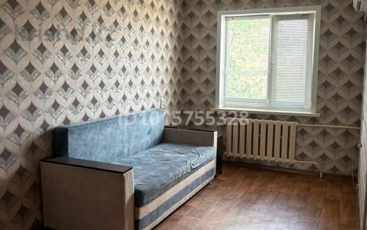 2-бөлмелі пәтер · 48 м² · 5/5 қабат, 66 квартал 10, бағасы: 150 000 ₸ в Семее — фото 2
