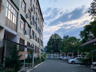 4-комнатная квартира · 135 м² · 4/5 этаж, Айтеке би 12 за 75 млн 〒 в Таразе