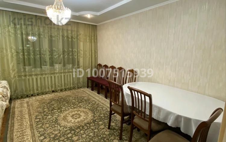 3-бөлмелі пәтер · 67.4 м² · 2/5 қабат, Байканурова 118, бағасы: 36 млн ₸ в Жезказгане — фото 2