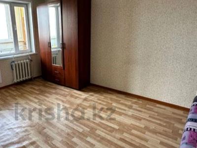 1-комнатная квартира, 37 м², 5/5 этаж помесячно, Жукова за 90 000 〒 в Петропавловске