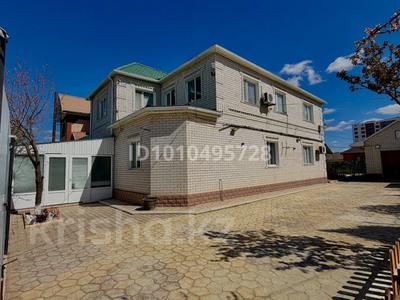 Отдельный дом · 6 комнат · 250 м² · 10 сот., мкр Лесхоз-2, 12 4 — Тойота центр за 79 млн ₸ в Атырау