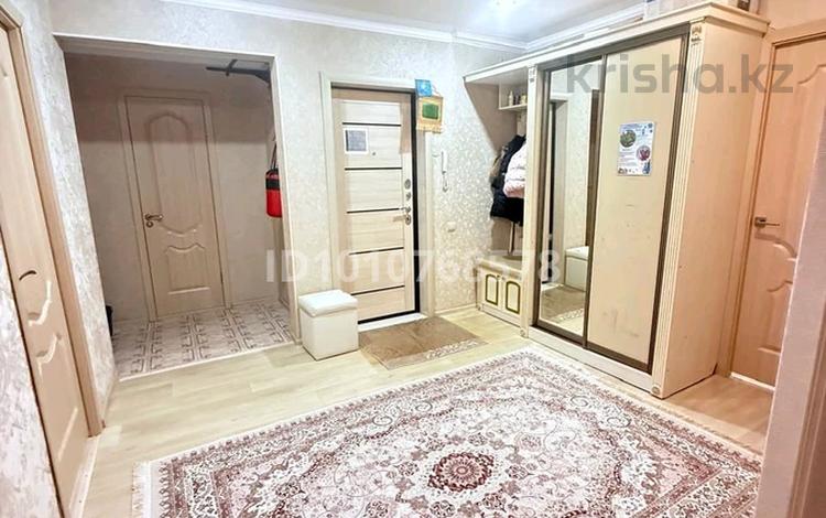 4-комнатная квартира · 90 м² · 3/5 этаж, Пл Абая 24 за 34 млн ₸ в им. Касыма кайсеновой — фото 2