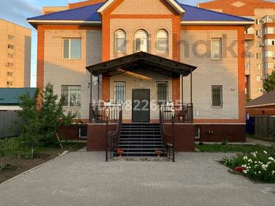 Отдельный дом · 7 комнат · 560.1 м² · 12 сот., мкр Болашак, Шалгынды 90а — Островского за 92 млн 〒 в Актобе