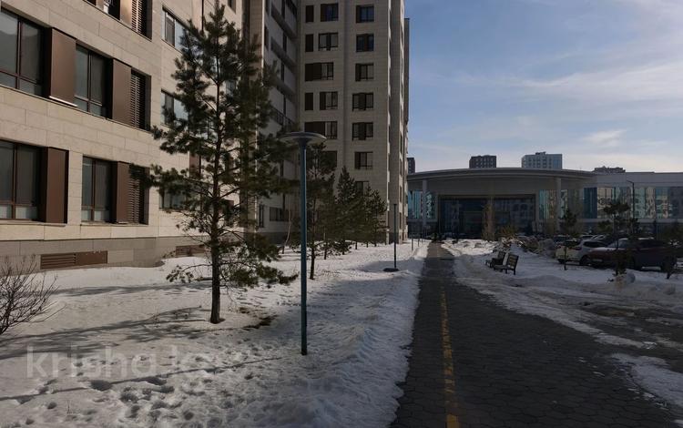 Образование, кабинеты и рабочие места · 100 м² за 900 000 ₸ в Астане, Есильский р-н — фото 3