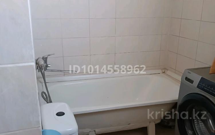 1-комнатная квартира · 43 м² · 5/6 этаж, мкр Кокжиек за 150 000 ₸ в Алматы, Жетысуский р-н — фото 3