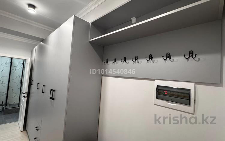 1-комнатная квартира · 45 м² · 4/6 этаж, мкр Шугыла 2/13 к1-27, 2/13 к28-33м, 2/13 к28-30Б за 200 000 ₸ в Алматы, Наурызбайский р-н — фото 2