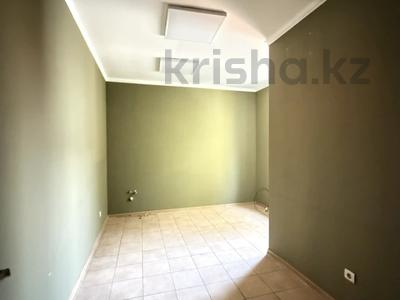 Свободное назначение, офисы, магазины и бутики, склады, салоны красоты, фитнес и спорт, образование, кабинеты и рабочие места · 200 м² за 1.5 млн 〒 в Алматы, Бостандыкский р-н