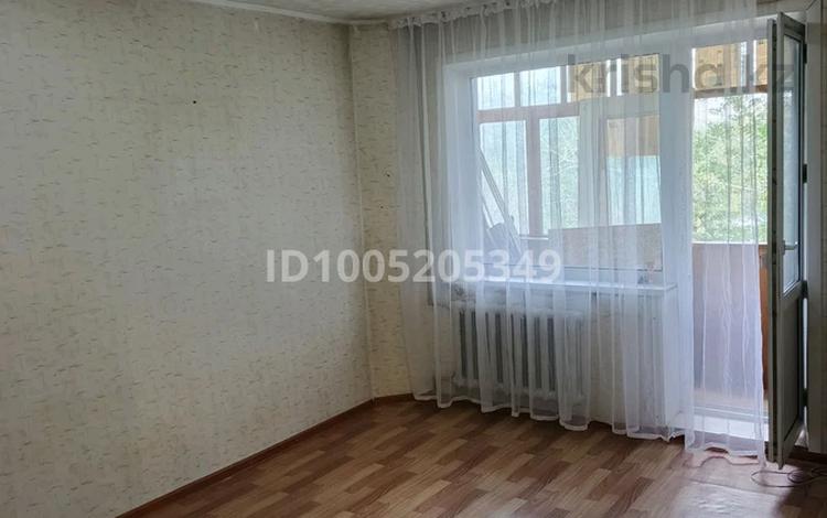 1-комнатная квартира · 38 м² · 3/5 этаж, Карменова 53 — 10 школа за 100 000 ₸ в Семее — фото 2