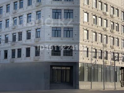 Еркін, кеңселер, дүкендер мен бутиктер, медорталықтар мен дәріханалар, білім орталықтары, ойын-сауық, кабинеттер және жұмыс орындары · 2640 м², бағасы: 9.5 млн ₸ в Шымкенте, Аль-Фарабийский р-н