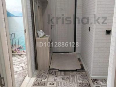 3-бөлмелі пәтер · 70 м² · 4/5 қабат, 12-й мкр 61, бағасы: 20.5 млн ₸ в Актау
