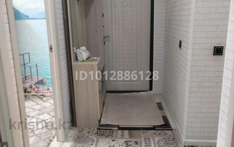 3-бөлмелі пәтер · 70 м² · 4/5 қабат, 12-й мкр 61, бағасы: 20.5 млн ₸ в Актау — фото 2