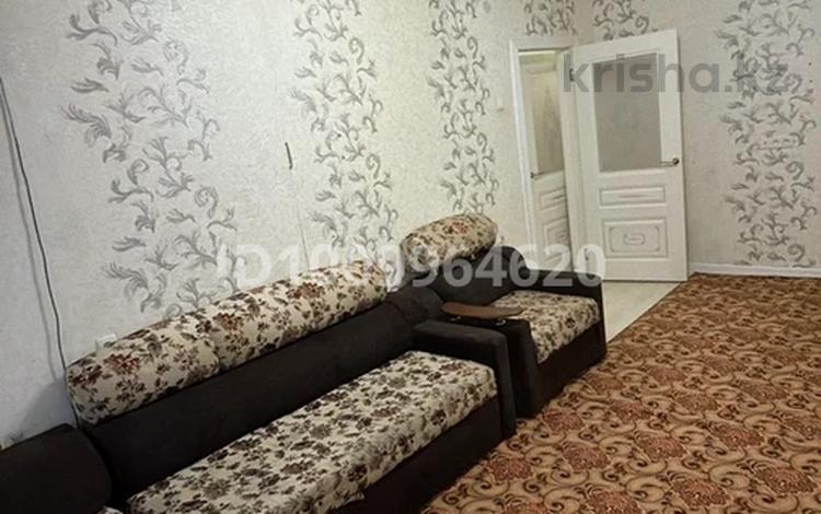 3-комнатная квартира · 60 м² · 3/5 этаж, мкр Центральный, Канцева 1 — Драмтеатр за 230 000 ₸ в Атырау — фото 2