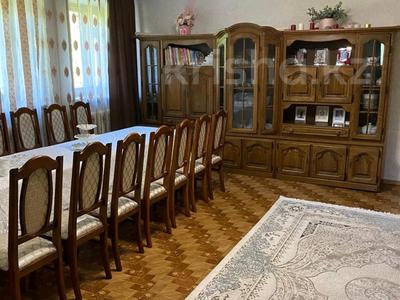 Отдельный дом · 5 комнат · 175 м² · 12 сот., Латышская 14/1 за ~ 55 млн ₸ в Уральске