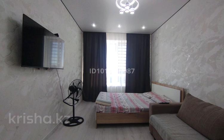 1-комнатная квартира · 42 м² · 8/10 этаж, Байтурсынова 20/2 — Нажимеденова, нурлыжол вокзал, спортивный комплекс Бекзата Саттарханова, Binom School, Кордай за 15 000 ₸ в Астане, Сарайшык р-н — фото 13