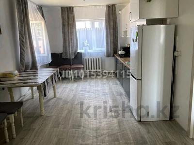 Жеке үй · 4 бөлме · 120 м² · 5 жүзд., Зади Мега март магазин — Новостройка Мамыр улица, бағасы: 32 млн ₸ в 