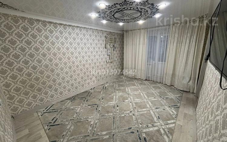3-комнатная квартира · 60 м² · 2/5 этаж, Астана 16 за 16 млн ₸ в Аксу — фото 2