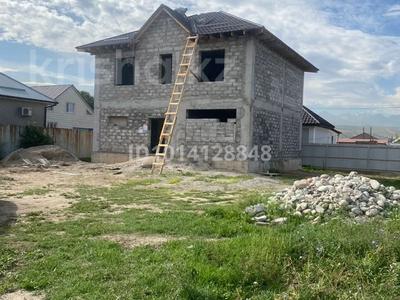 Отдельный дом · 5 комнат · 290 м² · 6 сот., Улица Казтуган Суюнишулы 43 за 39 млн ₸ в Туздыбастау (Калинино)
