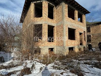 Отдельный дом · 7 комнат · 200 м² · 6 сот., Жетысу 22 за 47 млн ₸ в Кыргауылдах