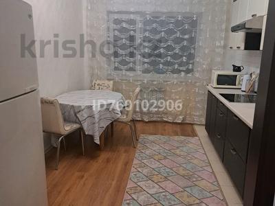 2-бөлмелі пәтер · 98 м² · 15/16 қабат · ай сайын, Мамыр-1 29, бағасы: 350 000 〒 в Алматы, Ауэзовский р-н