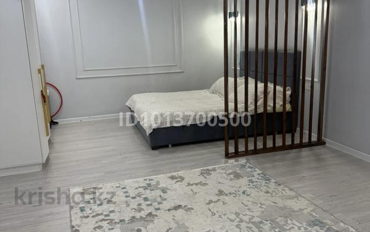 1-бөлмелі пәтер · 52 м² · 6/10 қабат, мкр Шугыла, Мкр. Шугыла, бағасы: 15 000 ₸ в Алматы, Наурызбайский р-н — фото 2