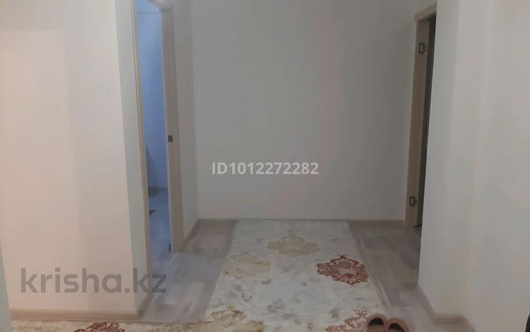 2-бөлмелі пәтер · 70.1 м² · 7/9 қабат, Мкр. 19А 12, бағасы: 20 млн ₸ в Актау, 18-й мкр  — фото 2