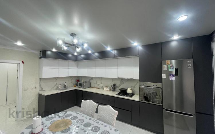 4-комнатная квартира · 130.6 м² · 4/9 этаж, Мкр. Береке 52 за 65 млн ₸ в Костанае — фото 2