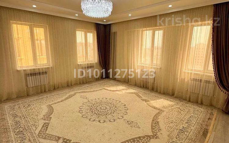 5-бөлмелі пәтер · 160 м² · 10/13 қабат, 17-й мкр 113, бағасы: 56 млн ₸ в Актау — фото 2