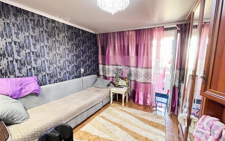 4-бөлмелі пәтер · 72 м² · 5/5 қабат, Желтокасан 10а, бағасы: 21 млн ₸ в Талдыкоргане, мкр Самал — фото 2