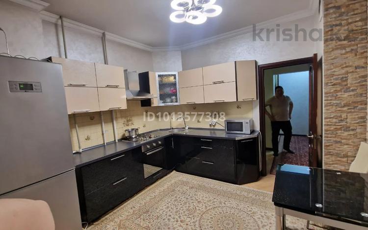 2-бөлмелі пәтер · 56 м² · 2/9 қабат, мкр Аксай-1 5, бағасы: 300 000 ₸ в Алматы, Ауэзовский р-н — фото 2
