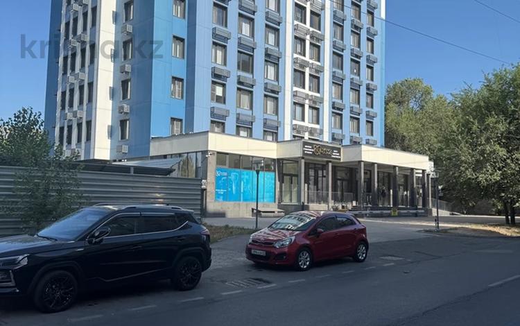 2-комнатная квартира · 62 м² · 5/9 этаж, Нурмакова 150 — Кабанбай батыра за 420 000 ₸ в Алматы, Алмалинский р-н — фото 12