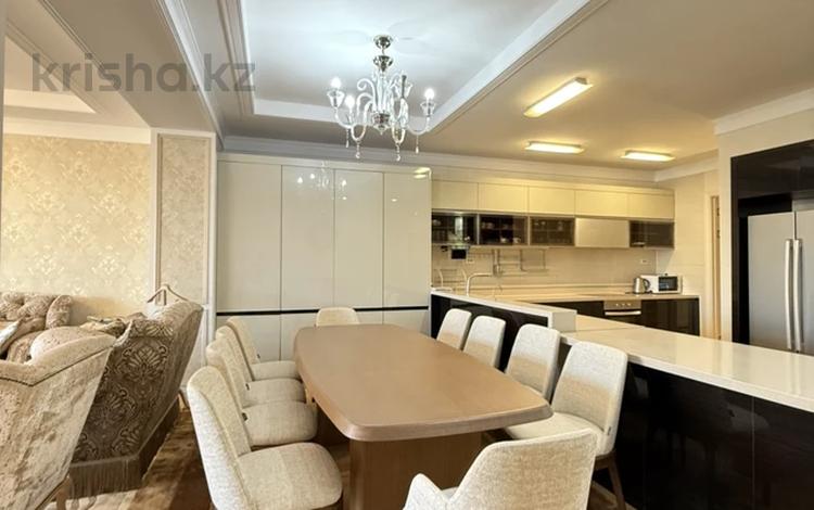 5-бөлмелі пәтер · 190 м² · 2/17 қабат, Аскарова, бағасы: ~ 1.6 млн ₸ в Алматы, Ауэзовский р-н — фото 2