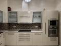 4-бөлмелі пәтер · 185 м² · 1/5 қабат, Омарова 35/1, бағасы: 900 000 ₸ в Алматы, Медеуский р-н — фото 22