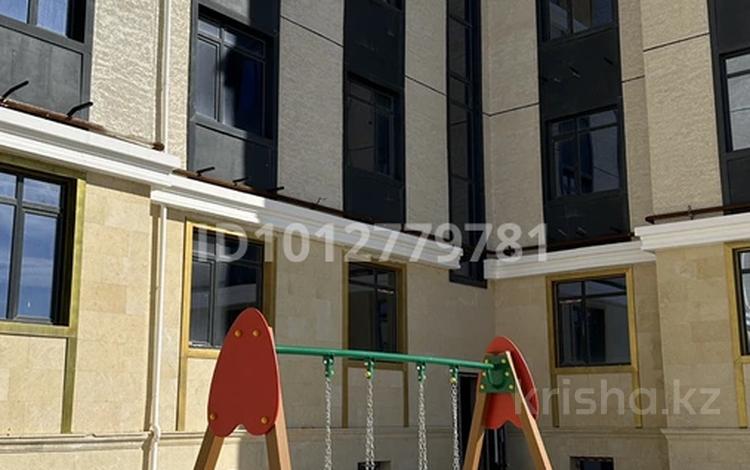 2-бөлмелі пәтер · 68 м² · 2/5 қабат, 35-ш/а. 37, бағасы: 17 млн ₸ в Актау, 35-мкр — фото 2
