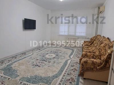 3-бөлмелі пәтер · 89 м² · 4/5 қабат, Алмагүл ш/а., 33 40 — Мкр Алмагул поликлиника 7, бағасы: 200 000 ₸ в Атырау, мкр. Алмагуль