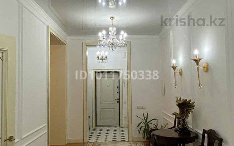 4-бөлмелі пәтер · 175 м² · 3/9 қабат, Нажимеденова 16б, бағасы: 40 000 ₸ в Астане, Алматы р-н — фото 2