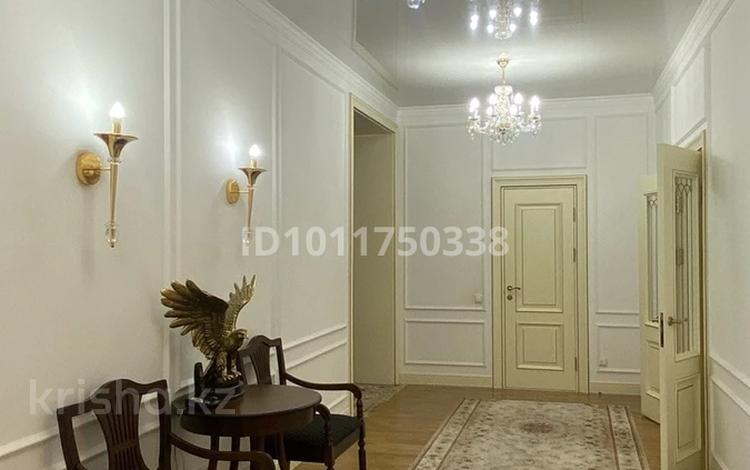 4-комнатная квартира · 175 м² · 3/9 этаж, Нажимеденова 16б за 45 000 ₸ в Астане, Алматы р-н — фото 35