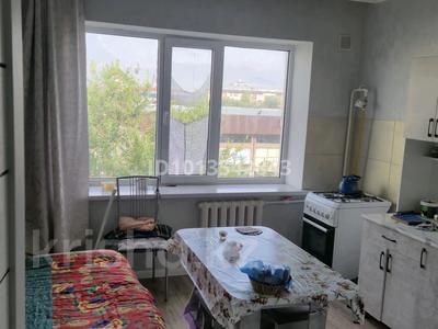 2-комнатная квартира · 36.4 м² · 4/4 этаж, Рысбек батыра 4/39 — Хим.поселок за 10.5 млн ₸ в Таразе