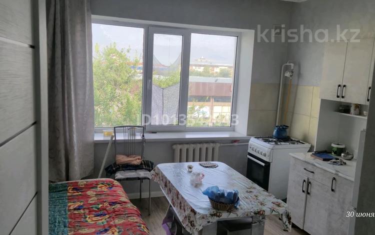 2-комнатная квартира · 36.4 м² · 4/4 этаж, Рысбек батыра 4/39 — Хим.поселок за 10.5 млн ₸ в Таразе — фото 2