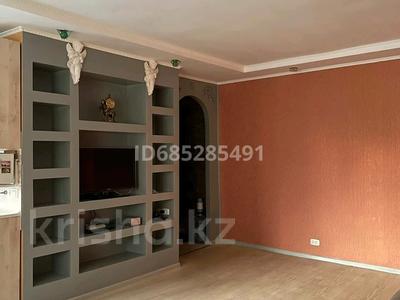 2-комнатная квартира · 45 м² · 4/4 этаж, Горького 53 — Возле народного банка за 10 млн 〒 в Рудном