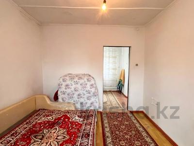 Отдельный дом · 3 комнаты · 50 м² · 10 сот., Тараз 20 за 9.5 млн ₸ в Талдыкоргане, мкр Болашак