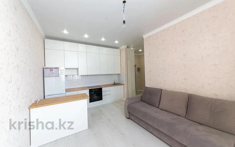 2-комнатная квартира, 40 м², 14/15 этаж, Нажимеденова 22