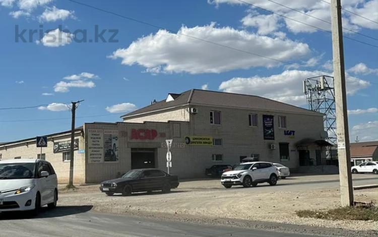 Свободное назначение, офисы, азс, автосервисы и автомойки, общепит · 1527 м² за 400 млн ₸ в Актобе, жилой массив Юго-Запад-1 — фото 2