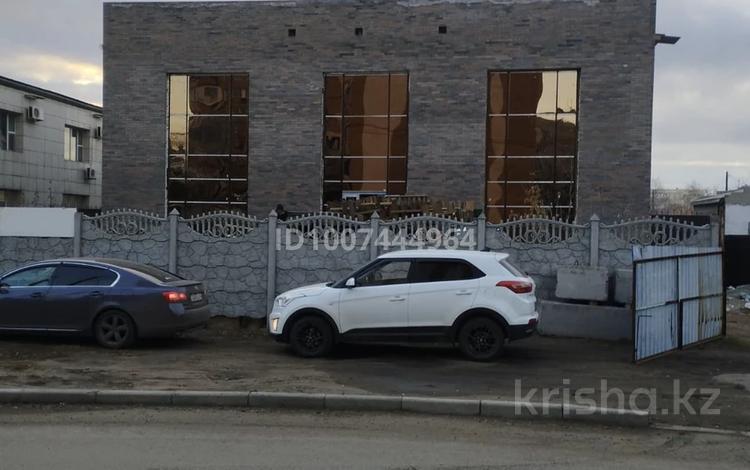 Свободное назначение, офисы, медцентры и аптеки, образование · 756 м² за 380 млн ₸ в Павлодаре — фото 2